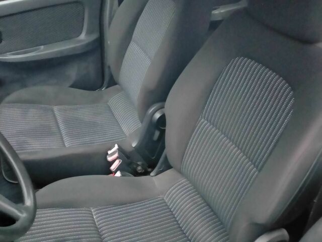 Зеленый ЗАЗ 1103 Славута, объемом двигателя 0 л и пробегом 2 тыс. км за 710 $, фото 5 на Automoto.ua