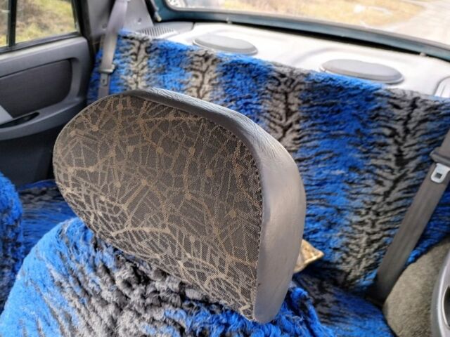 Зеленый ЗАЗ 1103 Славута, объемом двигателя 1.2 л и пробегом 300 тыс. км за 929 $, фото 2 на Automoto.ua