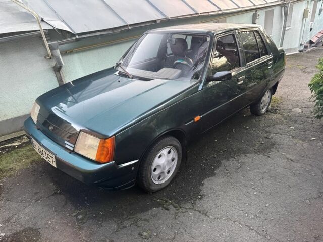 ЗАЗ 1103 Славута 2005 в Хмельницком на Automoto.ua Зеленый ЗАЗ 1103 Славута, объемом двигателя 1.2 л и пробегом 97 тыс. км за 952 $, фото 1 на Automoto.ua