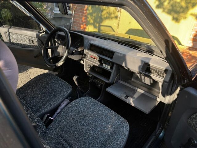 ЗАЗ 1103 Славута 2005 в Хмельницком на Automoto.ua Зеленый ЗАЗ 1103 Славута, объемом двигателя 1.2 л и пробегом 97 тыс. км за 952 $, фото 5 на Automoto.ua