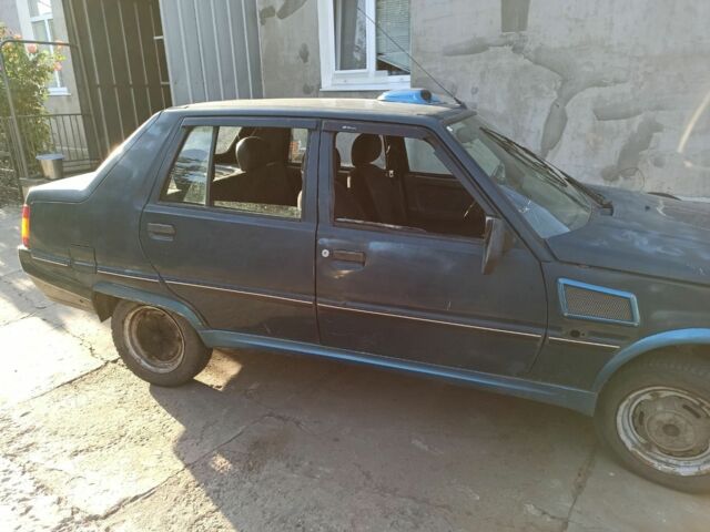 Зелений ЗАЗ 1103 Славута, об'ємом двигуна 1.2 л та пробігом 280 тис. км за 300 $, фото 1 на Automoto.ua