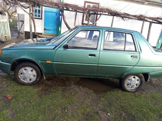 Зелений ЗАЗ 1103 Славута, об'ємом двигуна 0 л та пробігом 100 тис. км за 850 $, фото 3 на Automoto.ua