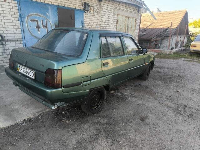 Зеленый ЗАЗ 1103 Славута, объемом двигателя 1.2 л и пробегом 150 тыс. км за 500 $, фото 4 на Automoto.ua