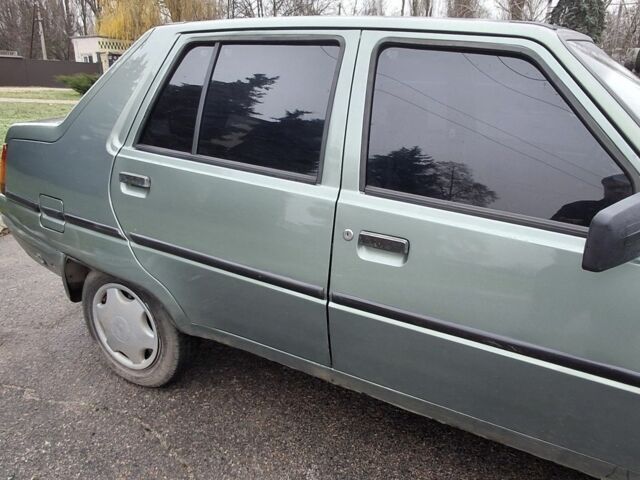 Зеленый ЗАЗ 1103 Славута, объемом двигателя 0 л и пробегом 150 тыс. км за 1530 $, фото 2 на Automoto.ua