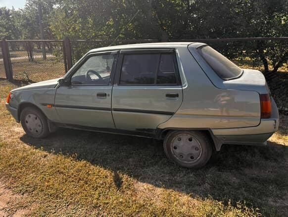 Зеленый ЗАЗ 1103 Славута, объемом двигателя 1.2 л и пробегом 148 тыс. км за 687 $, фото 3 на Automoto.ua