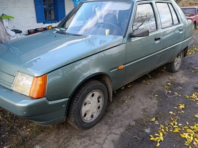 ЗАЗ 1103 Славута 2006 в Днепре (Днепропетровске) на Automoto.ua Зеленый ЗАЗ 1103 Славута, объемом двигателя 1.2 л и пробегом 74 тыс. км за 1300 $, фото 3 на Automoto.ua