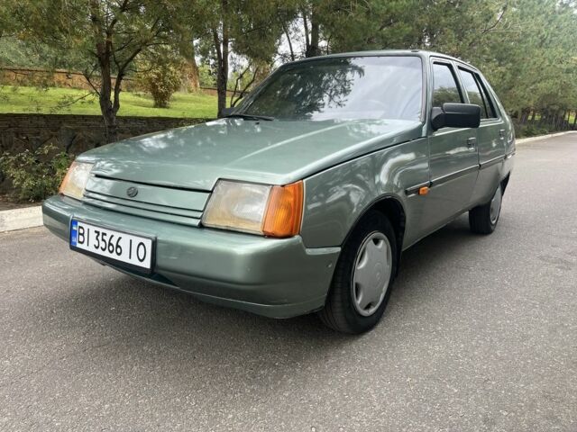 Зеленый ЗАЗ 1103 Славута, объемом двигателя 1.2 л и пробегом 146 тыс. км за 1750 $, фото 4 на Automoto.ua