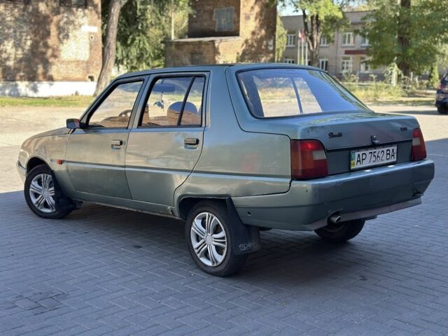 Зеленый ЗАЗ 1103 Славута, объемом двигателя 1.3 л и пробегом 250 тыс. км за 800 $, фото 8 на Automoto.ua
