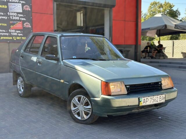 Зеленый ЗАЗ 1103 Славута, объемом двигателя 1.3 л и пробегом 250 тыс. км за 800 $, фото 1 на Automoto.ua