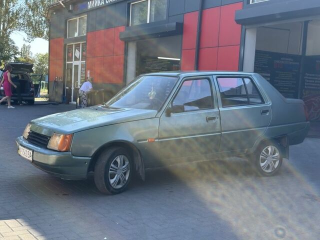 Зеленый ЗАЗ 1103 Славута, объемом двигателя 1.3 л и пробегом 250 тыс. км за 800 $, фото 11 на Automoto.ua
