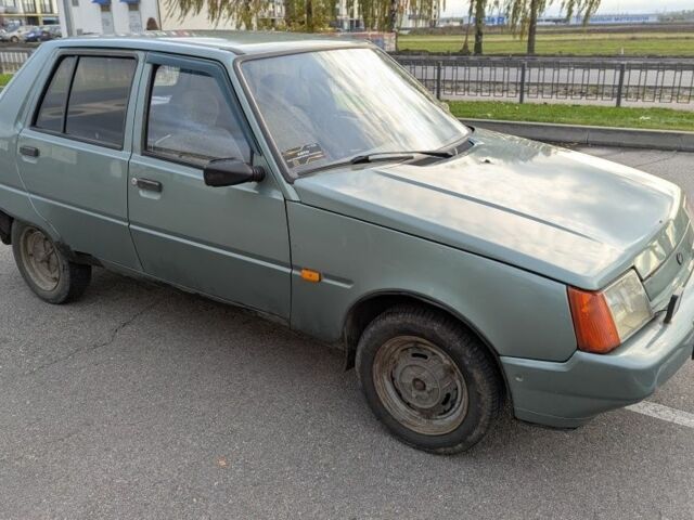 Зелений ЗАЗ 1103 Славута, об'ємом двигуна 1.2 л та пробігом 160 тис. км за 1200 $, фото 2 на Automoto.ua