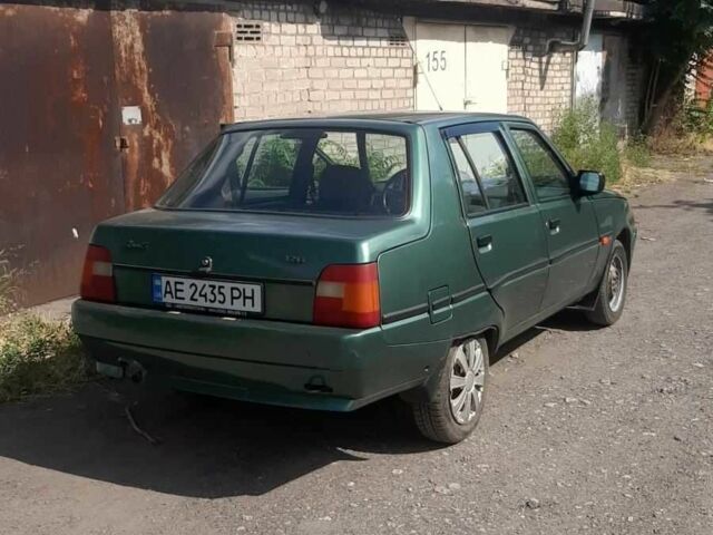 Зеленый ЗАЗ 1103 Славута, объемом двигателя 1.2 л и пробегом 73 тыс. км за 60000 $, фото 1 на Automoto.ua