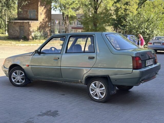 Зеленый ЗАЗ 1103 Славута, объемом двигателя 1.3 л и пробегом 250 тыс. км за 800 $, фото 9 на Automoto.ua