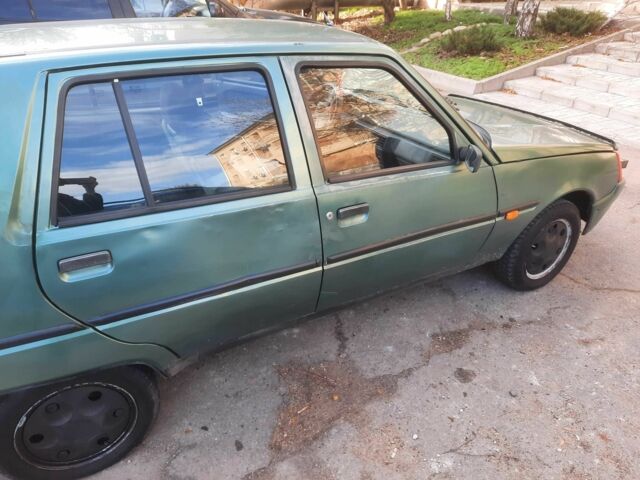 Зелений ЗАЗ 1103 Славута, об'ємом двигуна 1.2 л та пробігом 3 тис. км за 1100 $, фото 4 на Automoto.ua