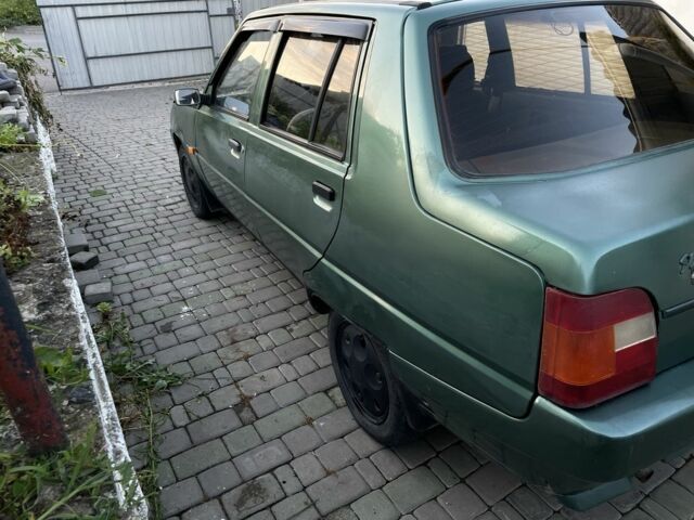 Зеленый ЗАЗ 1103 Славута, объемом двигателя 1.3 л и пробегом 929 тыс. км за 850 $, фото 3 на Automoto.ua