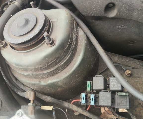 Зеленый ЗАЗ 1103 Славута, объемом двигателя 1.2 л и пробегом 200 тыс. км за 900 $, фото 13 на Automoto.ua