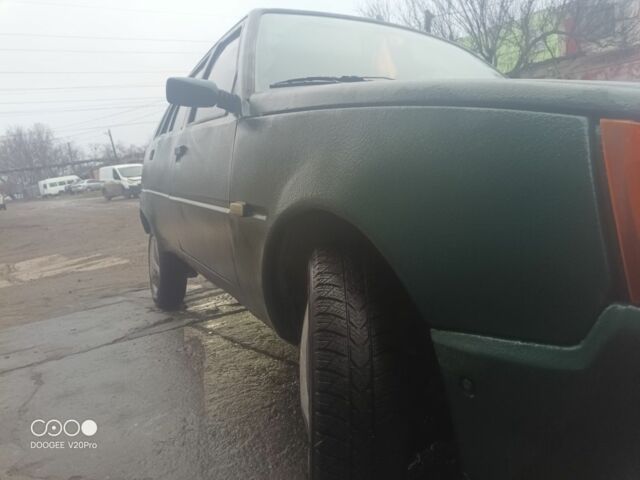 Зеленый ЗАЗ 1103 Славута, объемом двигателя 1 л и пробегом 150 тыс. км за 840 $, фото 1 на Automoto.ua