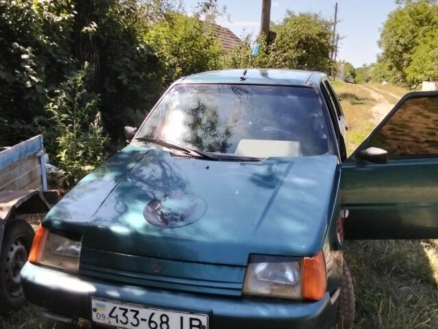 Зеленый ЗАЗ 1103 Славута, объемом двигателя 0 л и пробегом 100 тыс. км за 800 $, фото 5 на Automoto.ua
