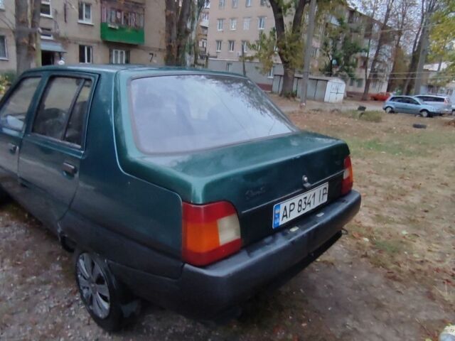 Зеленый ЗАЗ 1103 Славута, объемом двигателя 1.1 л и пробегом 200 тыс. км за 668 $, фото 2 на Automoto.ua