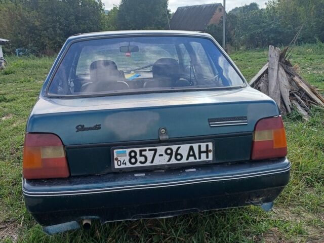 Зеленый ЗАЗ 1103 Славута, объемом двигателя 1.2 л и пробегом 300 тыс. км за 600 $, фото 2 на Automoto.ua