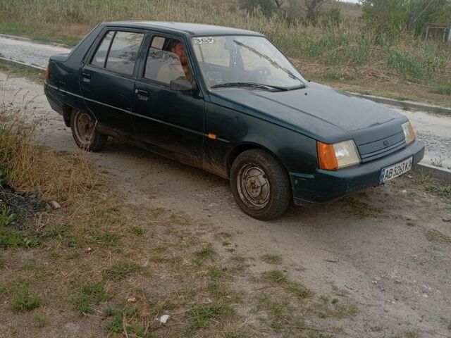 Зеленый ЗАЗ 1103 Славута, объемом двигателя 0 л и пробегом 140 тыс. км за 500 $, фото 2 на Automoto.ua