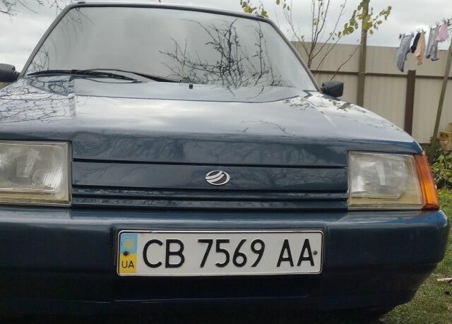 ЗАЗ 1103 Славута 2004 у Городне на Automoto.ua Зелений ЗАЗ 1103 Славута, об'ємом двигуна 0 л та пробігом 155 тис. км за 700 $, фото 6 на Automoto.ua