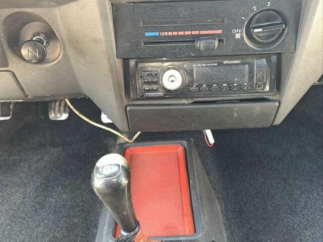 Зеленый ЗАЗ 1103 Славута, объемом двигателя 1 л и пробегом 120 тыс. км за 800 $, фото 6 на Automoto.ua