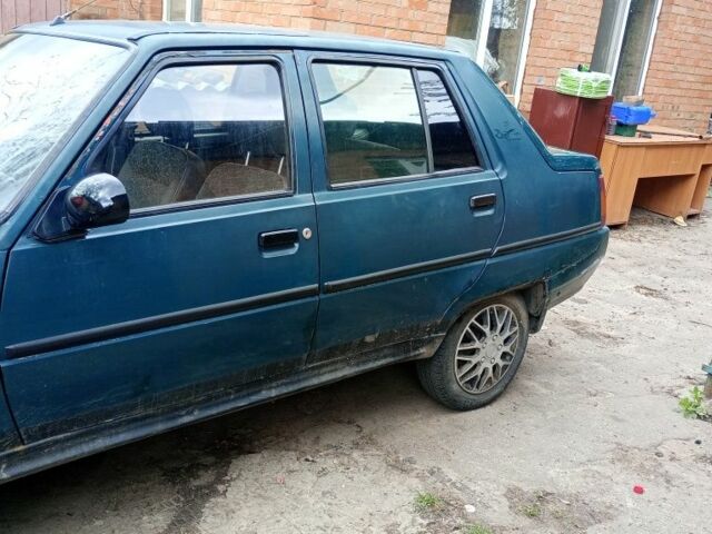 Зеленый ЗАЗ 1103 Славута, объемом двигателя 1.2 л и пробегом 60 тыс. км за 460 $, фото 3 на Automoto.ua