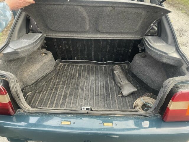 Зелений ЗАЗ 1103 Славута, об'ємом двигуна 1.2 л та пробігом 90 тис. км за 1400 $, фото 1 на Automoto.ua