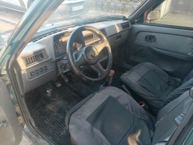 Зеленый ЗАЗ 1103 Славута, объемом двигателя 1 л и пробегом 2 тыс. км за 750 $, фото 4 на Automoto.ua