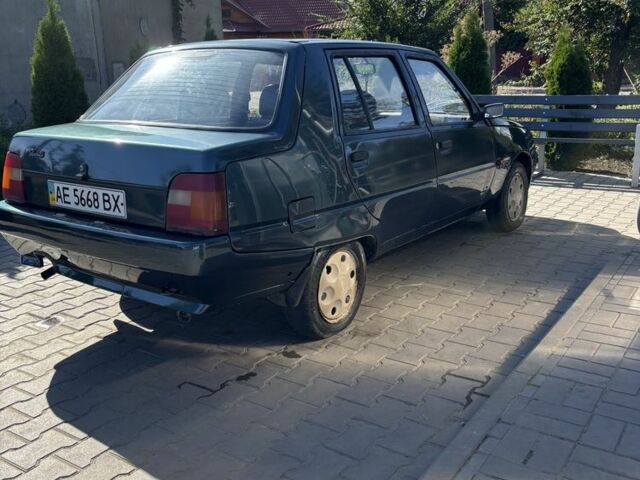 Зелений ЗАЗ 1103 Славута, об'ємом двигуна 1.2 л та пробігом 1 тис. км за 1001 $, фото 2 на Automoto.ua