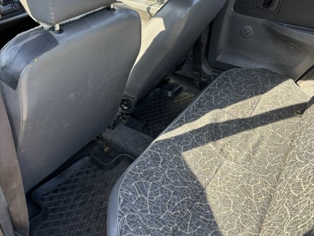 Зелений ЗАЗ 1103 Славута, об'ємом двигуна 1.2 л та пробігом 1 тис. км за 1001 $, фото 4 на Automoto.ua