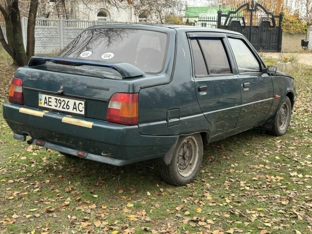 Зеленый ЗАЗ 1103 Славута, объемом двигателя 1.3 л и пробегом 150 тыс. км за 800 $, фото 5 на Automoto.ua