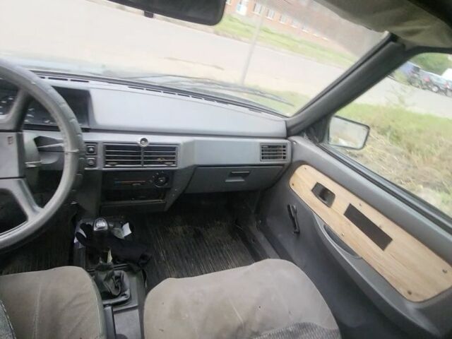 ЗАЗ 1103 Славута 2004 в Сумах на Automoto.ua Зеленый ЗАЗ 1103 Славута, объемом двигателя 1.2 л и пробегом 120 тыс. км за 840 $, фото 5 на Automoto.ua