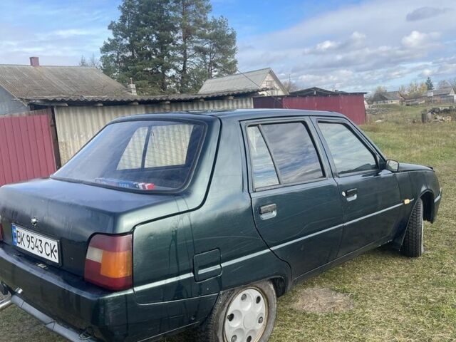 ЗАЗ 1103 Славута 2005 в Ровно на Automoto.ua Зеленый ЗАЗ 1103 Славута, объемом двигателя 1.2 л и пробегом 120 тыс. км за 650 $, фото 6 на Automoto.ua