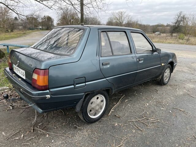 Зелений ЗАЗ 1103 Славута, об'ємом двигуна 1.2 л та пробігом 90 тис. км за 899 $, фото 5 на Automoto.ua