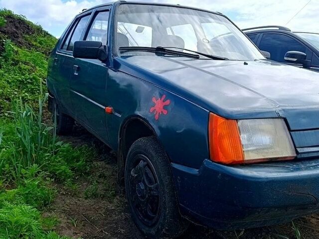 Зелений ЗАЗ 1103 Славута, об'ємом двигуна 1.2 л та пробігом 100 тис. км за 500 $, фото 3 на Automoto.ua