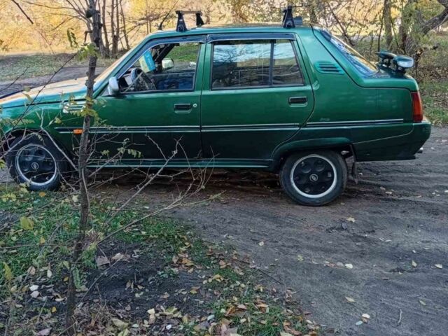 ЗАЗ 1103 Славута 2005 в Каменское - Днепродзержинск на Automoto.ua Зеленый ЗАЗ 1103 Славута, объемом двигателя 1.2 л и пробегом 200 тыс. км за 594 $, фото 1 на Automoto.ua