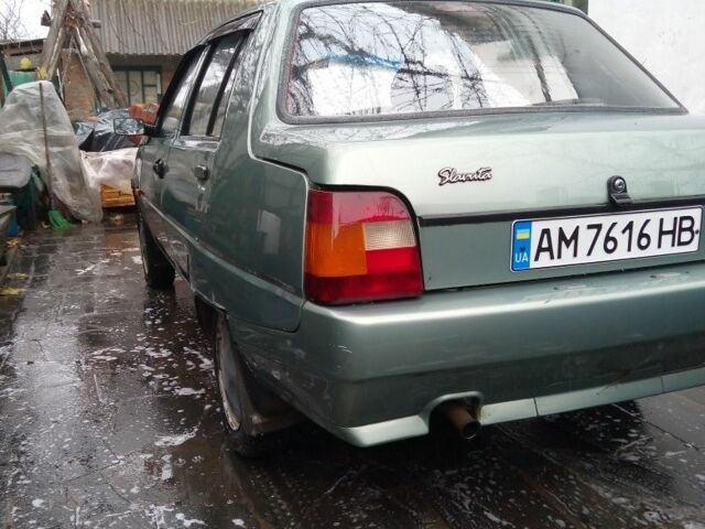 Зелений ЗАЗ 1103 Славута, об'ємом двигуна 1.2 л та пробігом 1 тис. км за 500 $, фото 4 на Automoto.ua