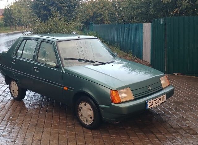 Зеленый ЗАЗ 1103 Славута, объемом двигателя 1.2 л и пробегом 110 тыс. км за 1100 $, фото 1 на Automoto.ua