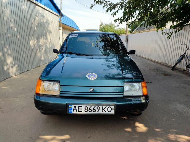 Зелений ЗАЗ 1103 Славута, об'ємом двигуна 1.2 л та пробігом 190 тис. км за 1000 $, фото 5 на Automoto.ua