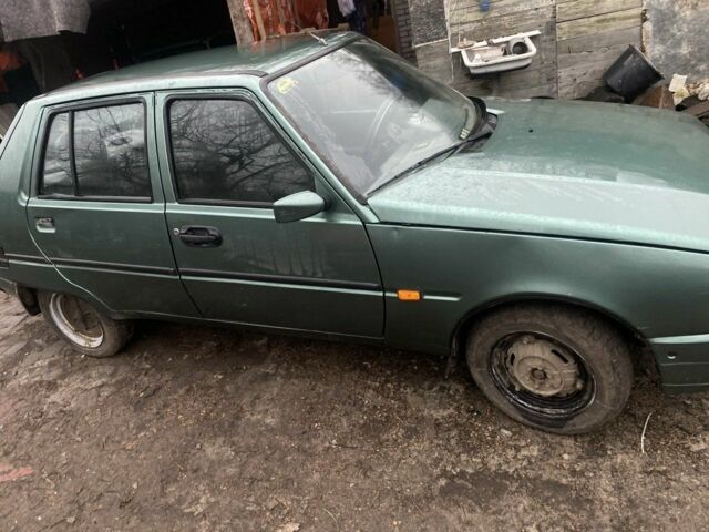 ЗАЗ 1103 Славута 2017 в Киеве на Automoto.ua Зеленый ЗАЗ 1103 Славута, объемом двигателя 0 л и пробегом 999 тыс. км за 430 $, фото 4 на Automoto.ua