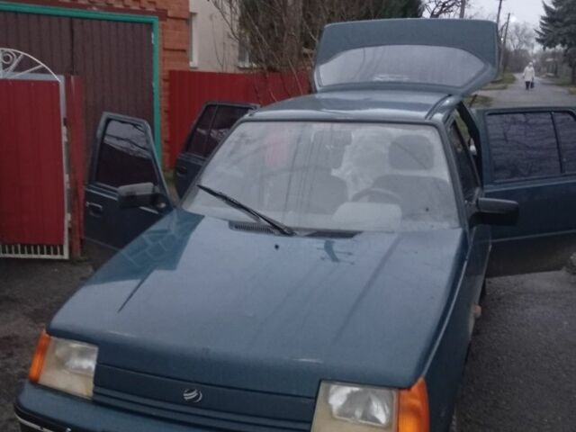 Зеленый ЗАЗ 1103 Славута, объемом двигателя 1 л и пробегом 150 тыс. км за 900 $, фото 4 на Automoto.ua