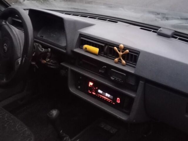 Зеленый ЗАЗ 1103 Славута, объемом двигателя 1 л и пробегом 150 тыс. км за 900 $, фото 3 на Automoto.ua