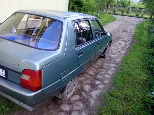 Зелений ЗАЗ 1103 Славута, об'ємом двигуна 1 л та пробігом 99 тис. км за 1048 $, фото 2 на Automoto.ua