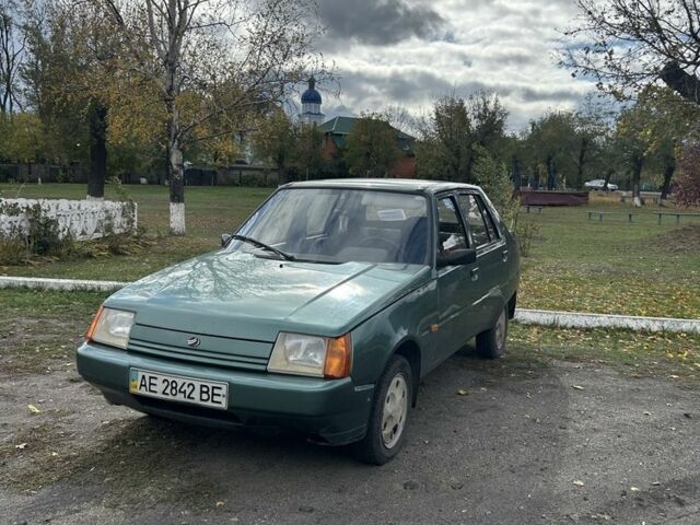 ЗАЗ 1103 Славута 2008 в Кривом Роге на Automoto.ua Зеленый ЗАЗ 1103 Славута, объемом двигателя 1.3 л и пробегом 55 тыс. км за 1200 $, фото 2 на Automoto.ua
