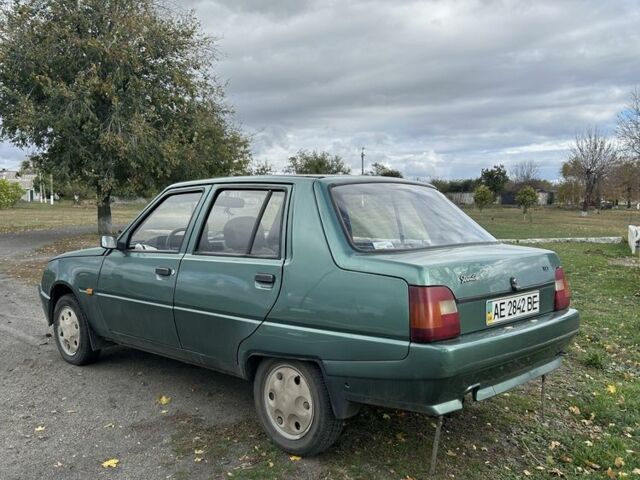 ЗАЗ 1103 Славута 2008 в Кривом Роге на Automoto.ua Зеленый ЗАЗ 1103 Славута, объемом двигателя 1.3 л и пробегом 55 тыс. км за 1200 $, фото 4 на Automoto.ua
