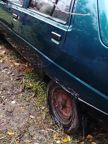 Зеленый ЗАЗ 1103 Славута, объемом двигателя 1.1 л и пробегом 187 тыс. км за 900 $, фото 3 на Automoto.ua