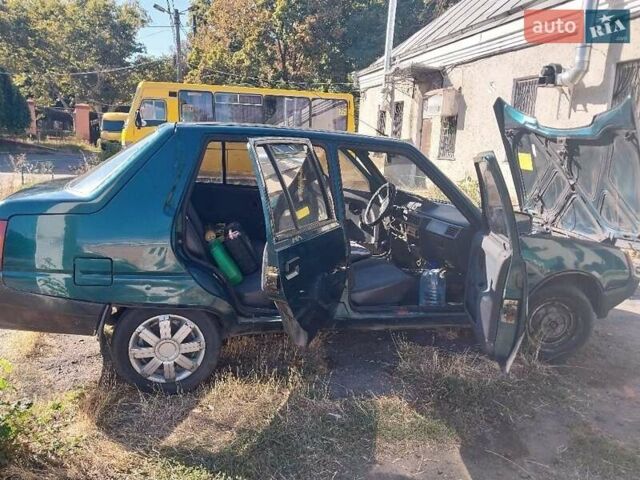 Зеленый ЗАЗ 1103 Славута, объемом двигателя 1.2 л и пробегом 100 тыс. км за 1000 $, фото 2 на Automoto.ua