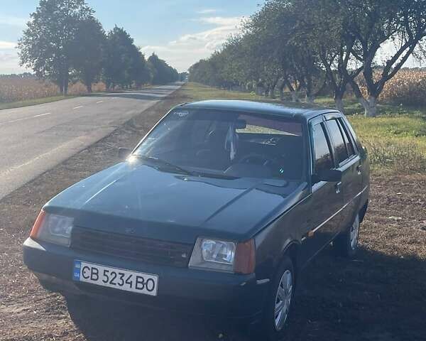 Зеленый ЗАЗ 1103 Славута, объемом двигателя 1.2 л и пробегом 40 тыс. км за 678 $, фото 4 на Automoto.ua